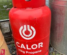 full gas cylinders