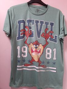 New Tasmanian Devil tee shirt tag attached