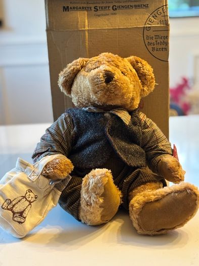 Vintage Russ Collection Teddy Bear (Russ Berrie) - Fully Dressed with Tote Bag