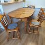 kitchen table and chair Image 4