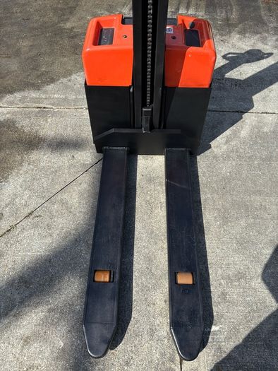 Toyota battery stacker