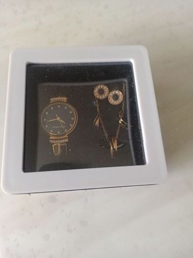 costume jewellery