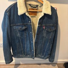 Levi Sherpa Jacket  Men's Size Medium