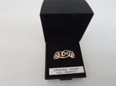 Men's/ Women's Celtic Design Silver Ring.