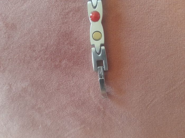 ladies magnetic silver and copper wrist bracelet