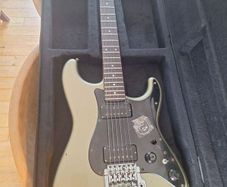 1985 Boxer  Fender stratocaster made in japan
