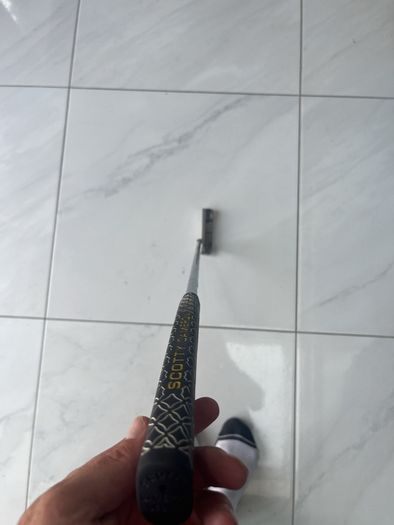 34" blade putter.