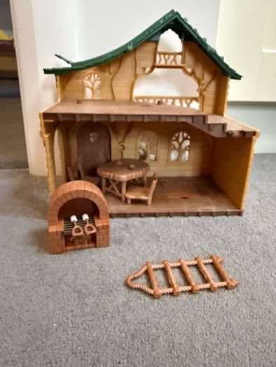 Sylvanian Famiiles Lakeside Lodge