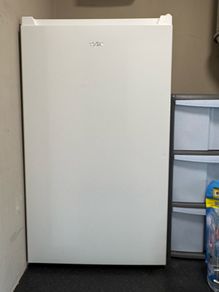 logik small fridge