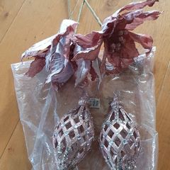 Beautiful Pink Christmas Decorations