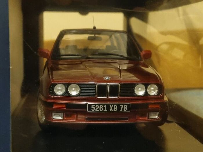 BMW 325i Touring Estate 1990 - NEWinBOX