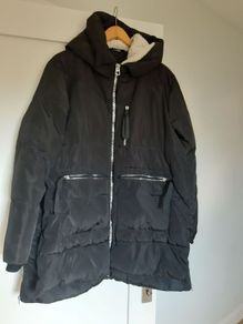 Black warm  jacket / coat
