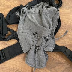 Baby carrier / sling
