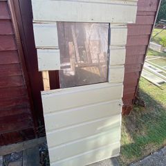 4 wooden panels
