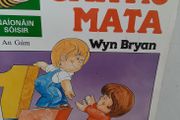 Gaeilge Gafa le Mata school book