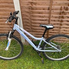 Breeze mountain bike 26 inch wheels