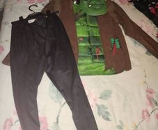 costume