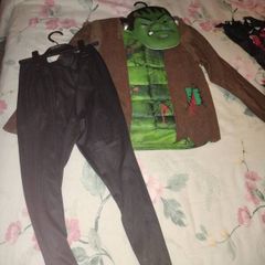 costume