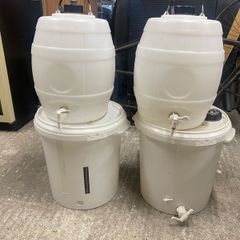 Beer brewing equipment
