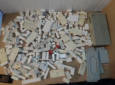 Vintage Lego Blocks 1960s onward wt Patent Pending Pieces White Grey Base Pieces