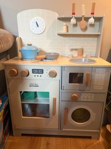Kids kitchen