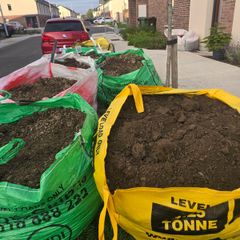 Free Top soil