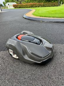 Husqvarna Robot Mower