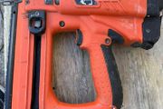 Paslode IM250 II 16-gauge second-fix finishing nail gun
