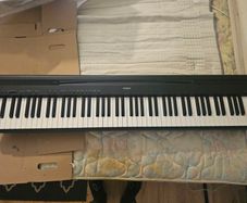 Yamaha P-95 Electric Piano for repair