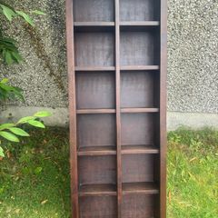 Mahogany style Book shelf / Ornament shelf