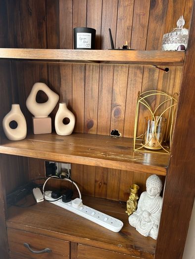 Bookshelf