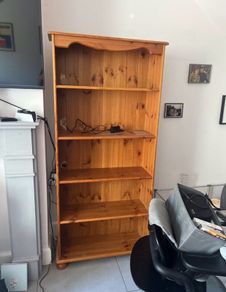 free bookshelf