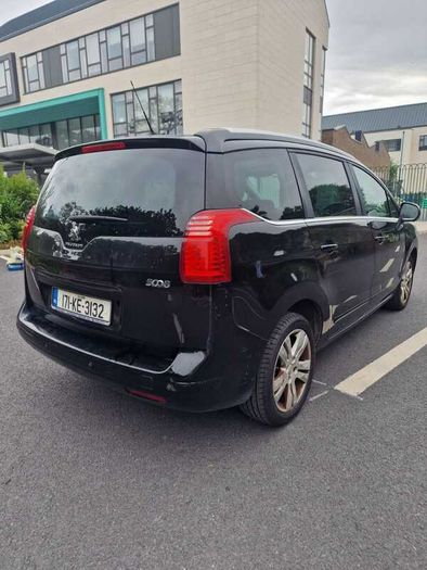 2017 Peugeot 5008