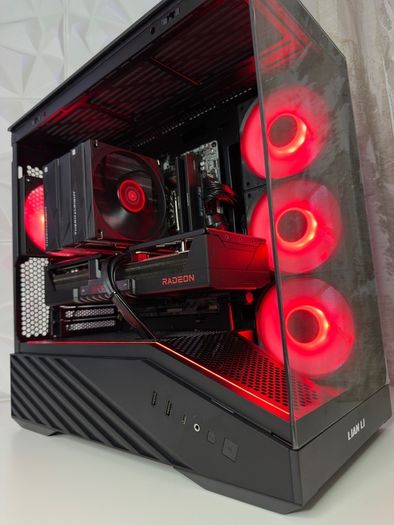 High End Gaming PC | RX 9070 XT 16gb / Ryzen 7800x3d / DDR5