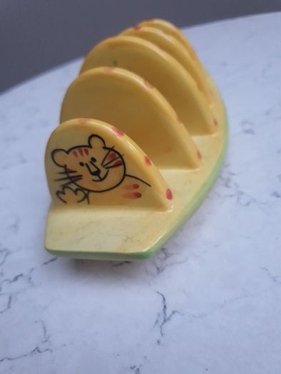 Cool CeramicToast Rack
