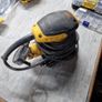 dewalt sander Image 2
