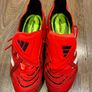 Kids Predator football boots Image 3