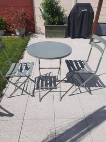bistro table
