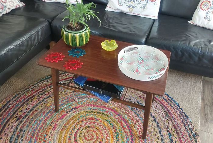 Fabulous Mid-Century Modern, 50s Style, Retro Compact-Sized Coffee Table with Slatted Magazine/Book Shelf
