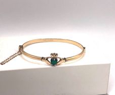 Gold Plated Claddagh Bangle