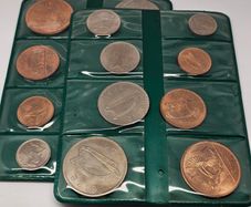 Ireland 1964 1965 Beautiful Uncirculated Lustrous Coin Set in Original Holder