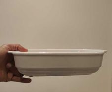 Kitchenware & Dining Bundle - Spice Jars, Cutter, Baking Dish, Cutlery