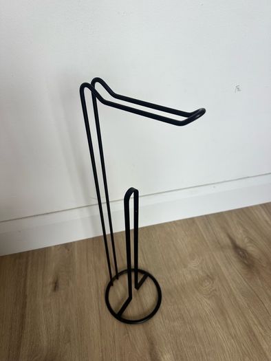 toilet roll holder