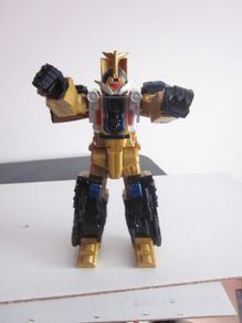 Power Rangers Morphers Beast Wrecker Zord Figure