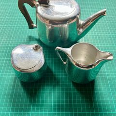 60's Retro Tea Set