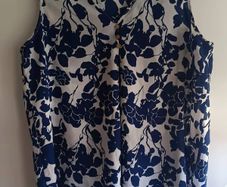Emery Rose Sleeveless Blouse
