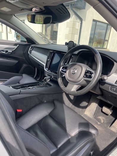 2018 Volvo V90