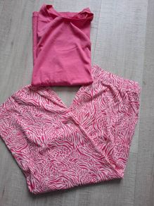 New Crop pyjama set Size S