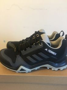 Boots Adidas UK 6
