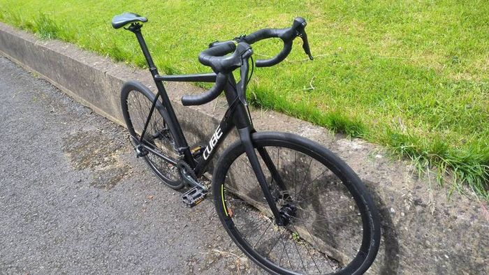 Road Bike Cube size XL